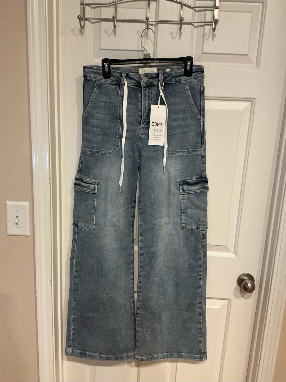 Wide-Leg Cargo Jeans in Light Blue Wash - Drawstring Waist